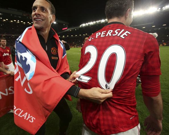 吉拉西无缘2025非洲足球先生奖，他的哥哥在社媒表达不满（吉拉西落选2025非洲足球先生，哥哥在社媒发声不满）