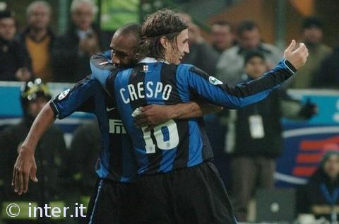 泰伦·卢：我也不知道第三节为啥崩了，这真的伤害了我们