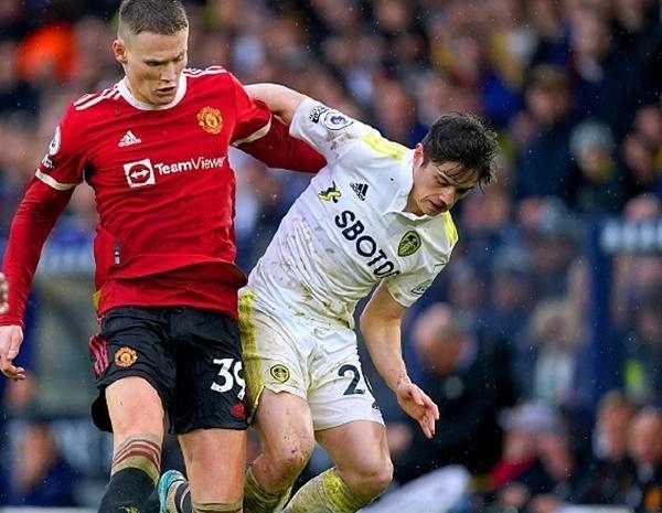 曼城斯特林末节进球助球队获胜