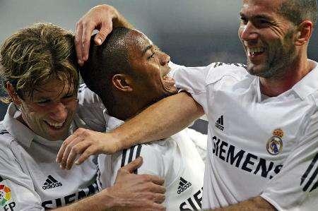 申花连续两个赛季在亚冠输给柔佛，共丢6球、仅打进1球（亚冠连续两季不敌柔佛，申花合计失6仅进1）